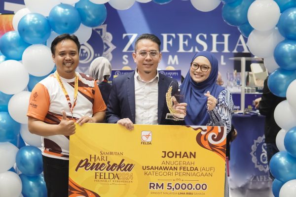 ANUGERAH USAHAWAN FELDA (1) ANUGERAH USAHAWAN FELDA (1)